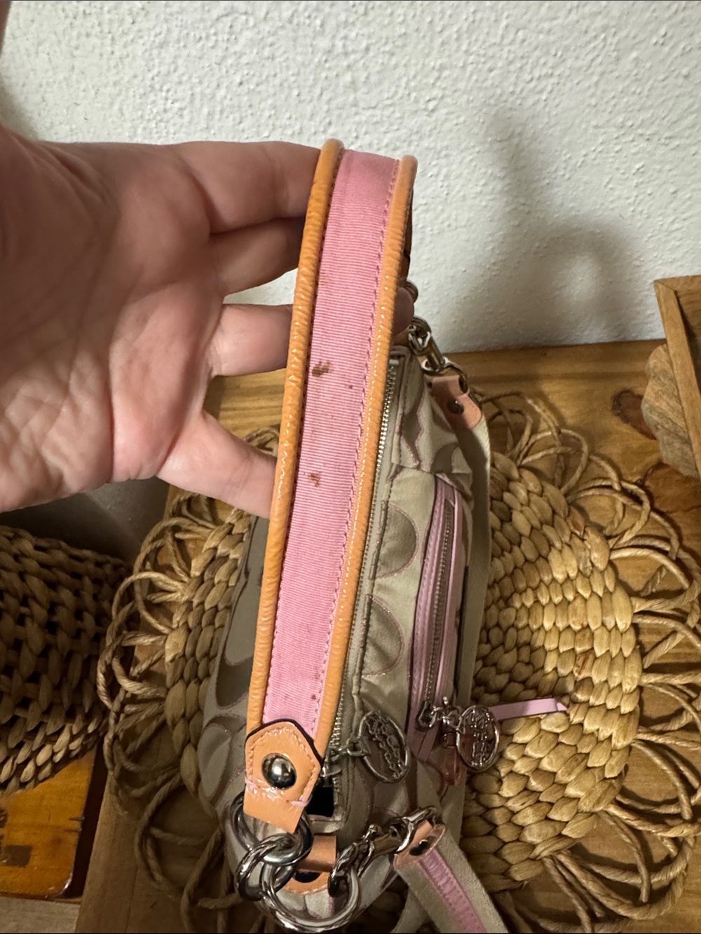Coach Poppy Beige and Pink Signature Canvas Crossbody Purse - Vintage - Picture 6 of 17